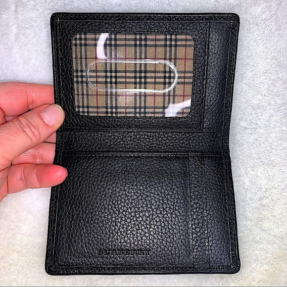 Burberry Other - NWOT Burberry Card Case